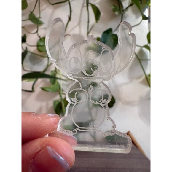 Acrylic small stitch decor - Picture 2 of 7